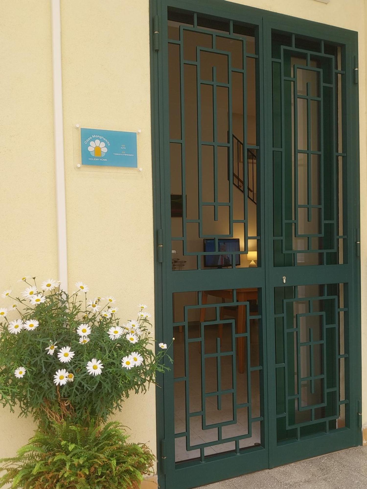 Casa Margherita - Holiday Home Fondi Extérieur photo